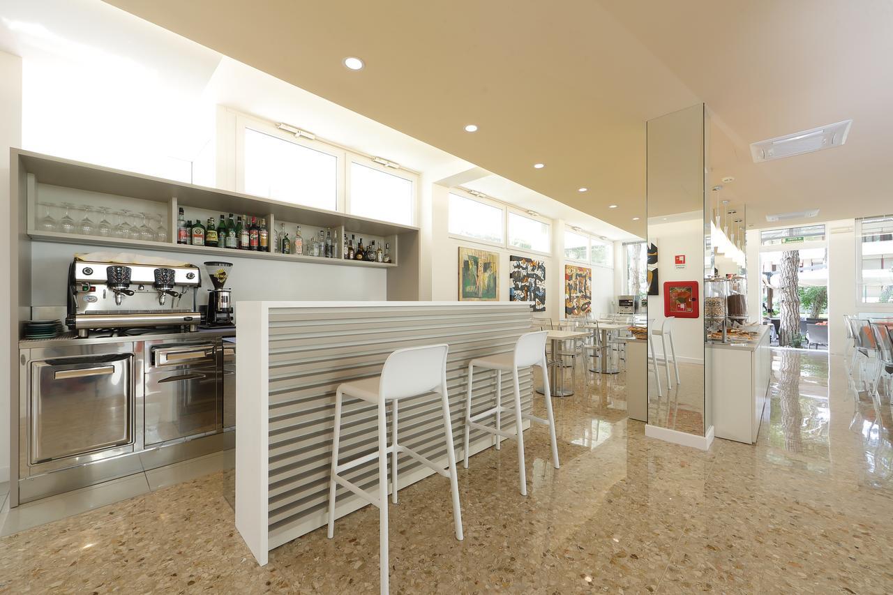 Hotel Meuble Zenith 리그나노 사비아도로 외부 사진